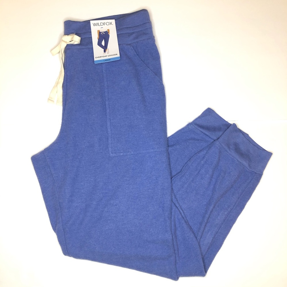 WILDFOX Joggers Everyday SuperSoft Butter Knit - Picture 3 of 9